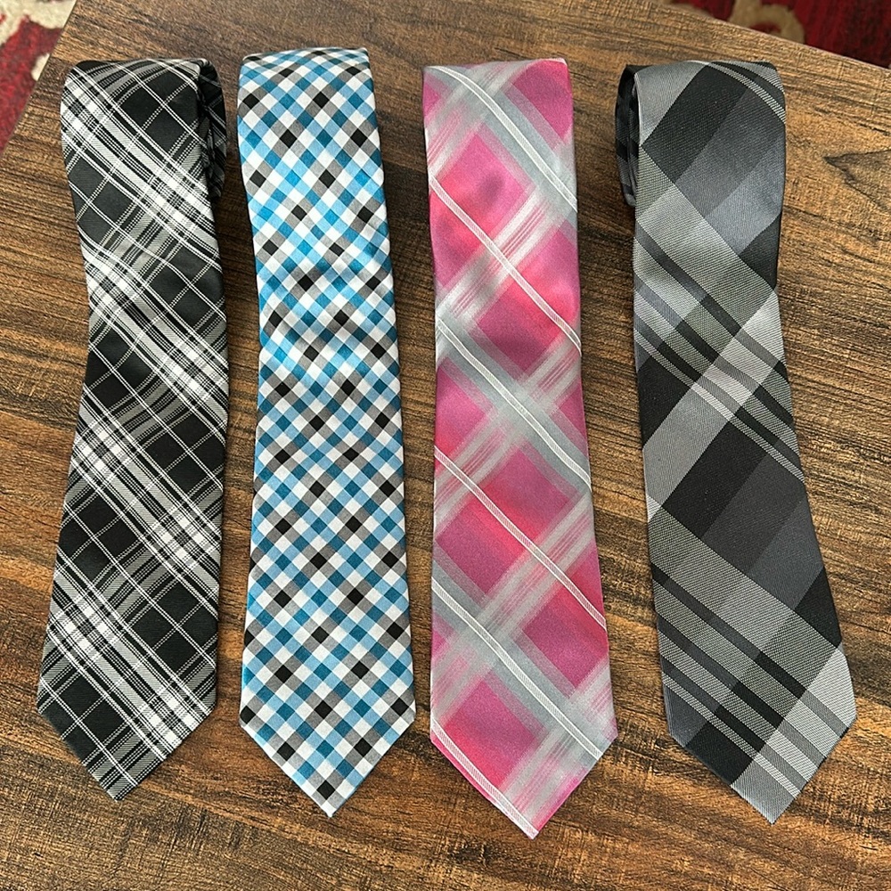 Bundle of 4 Ties (Ben Sherman/Kenneth Cole)
